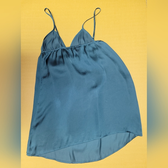 Chemise, very pretty blue, adjustable straps size sm, elastic under bust - Picture 4 of 6